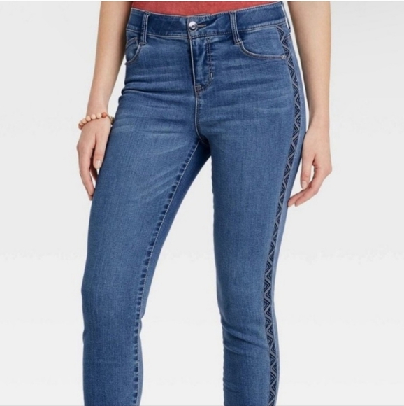 Knox Rose~Geometric Embroidered High Rise Skinny Ankle Denim Jeans - Picture 13 of 13